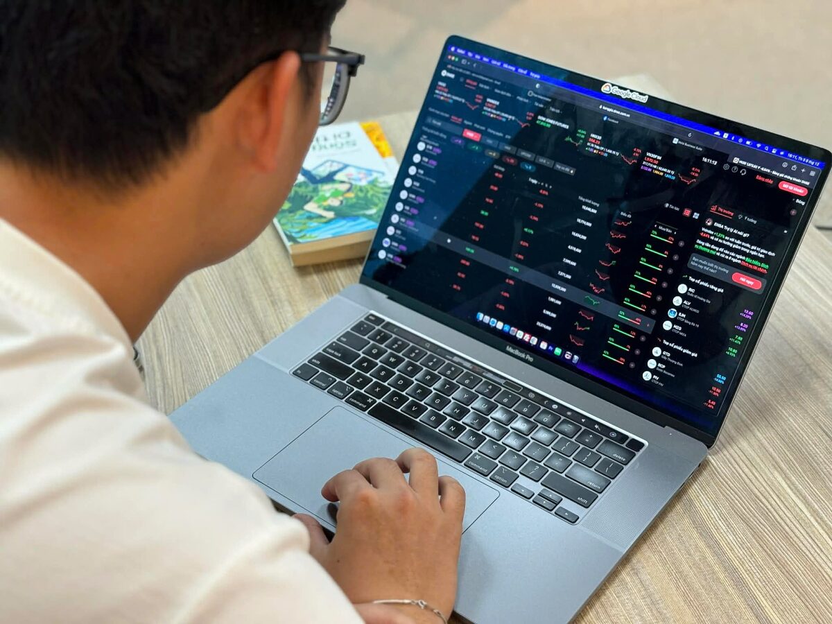 Chiến lược đầu tư ‘không nhìn bảng điện’