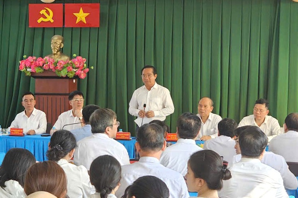 Lãnh đạo TPHCM tiếp công dân liên quan Khu đô thị mới Thủ Thiêm - 1 Lãnh đạo TPHCM tiếp công dân liên quan Khu đô thị mới Thủ Thiêm - 1