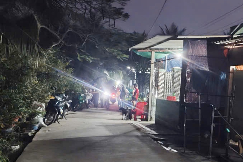 Người đàn ông bị điện giật tử vong trước sân nhà ở Tây Ninh - 1