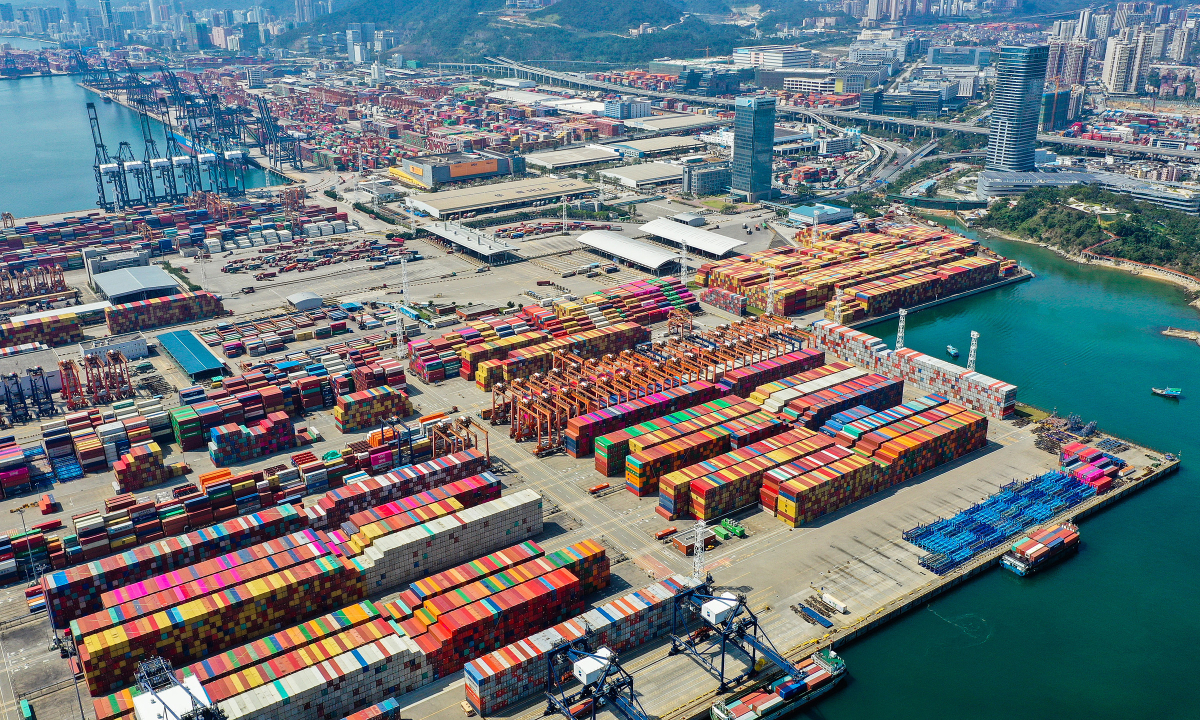 Hai mảng sáng tối của kinh tế Trung Quốc 2025