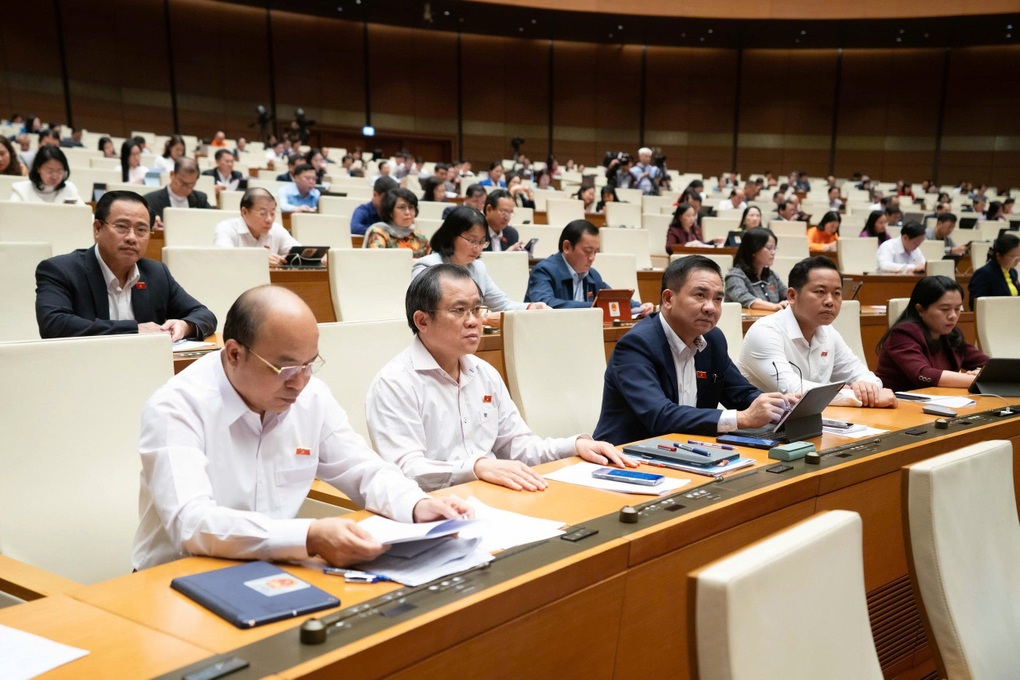 Chính phủ đề xuất thêm chính sách đặc thù làm đường sắt tốc độ cao - 2 Chính phủ đề xuất thêm chính sách đặc thù làm đường sắt tốc độ cao - 2