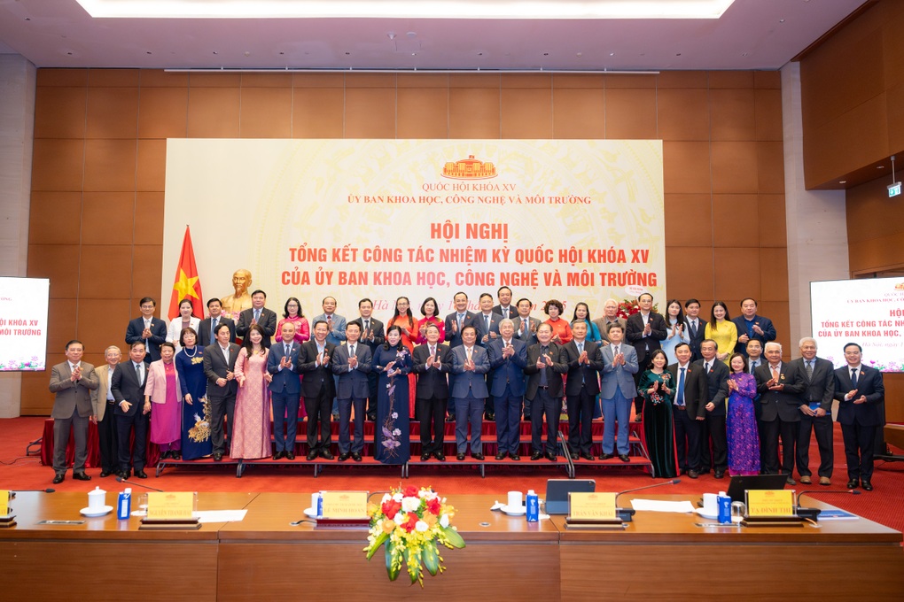 Dấu ấn của Ủy ban Khoa học, Công nghệ và Môi trường trong nhiệm kỳ đặc biệt - 4 Dấu ấn của Ủy ban Khoa học, Công nghệ và Môi trường trong nhiệm kỳ đặc biệt - 4