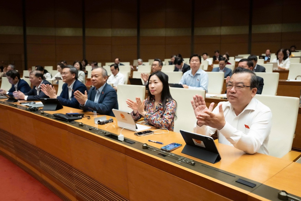 Thẩm phán Tòa án chuyên biệt phải có năng lực tiếng Anh để xét xử - 1 Thẩm phán Tòa án chuyên biệt phải có năng lực tiếng Anh để xét xử - 1