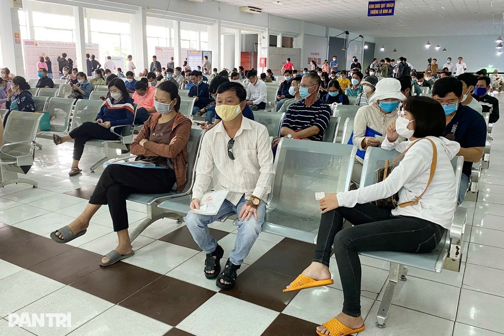 Ngành đường sắt bổ sung 11 chuyến tàu phía Nam dịp Tết phục vụ người dân - 2 Ngành đường sắt bổ sung 11 chuyến tàu phía Nam dịp Tết phục vụ người dân - 2