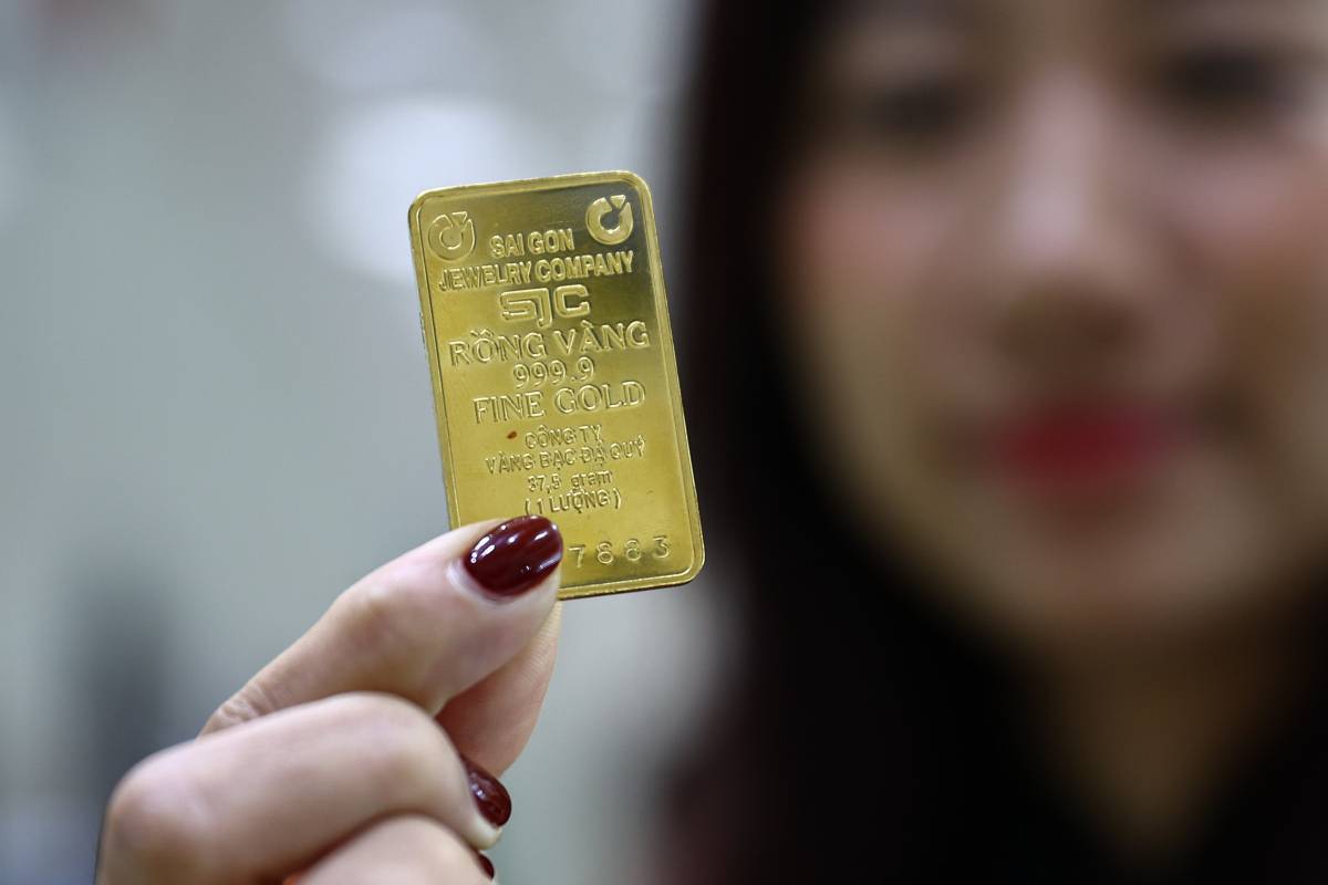 Giá vàng miếng giảm gần 2 triệu đồng