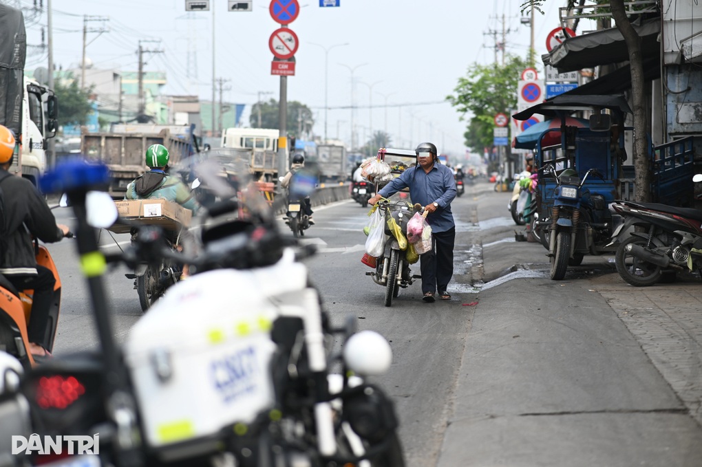 Nới rộng khung giờ mở giao lộ ở TPHCM - 2