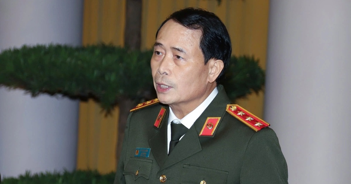 Thứ trưởng Bộ Công an lý giải quy định lắp camera ở khoang xe khách