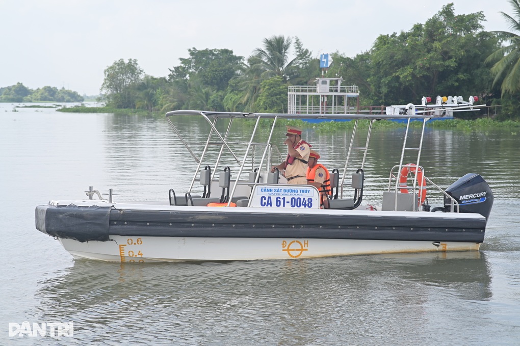 Siết chặt xử lý vi phạm nồng độ cồn dịp Tết ở TPHCM - 2