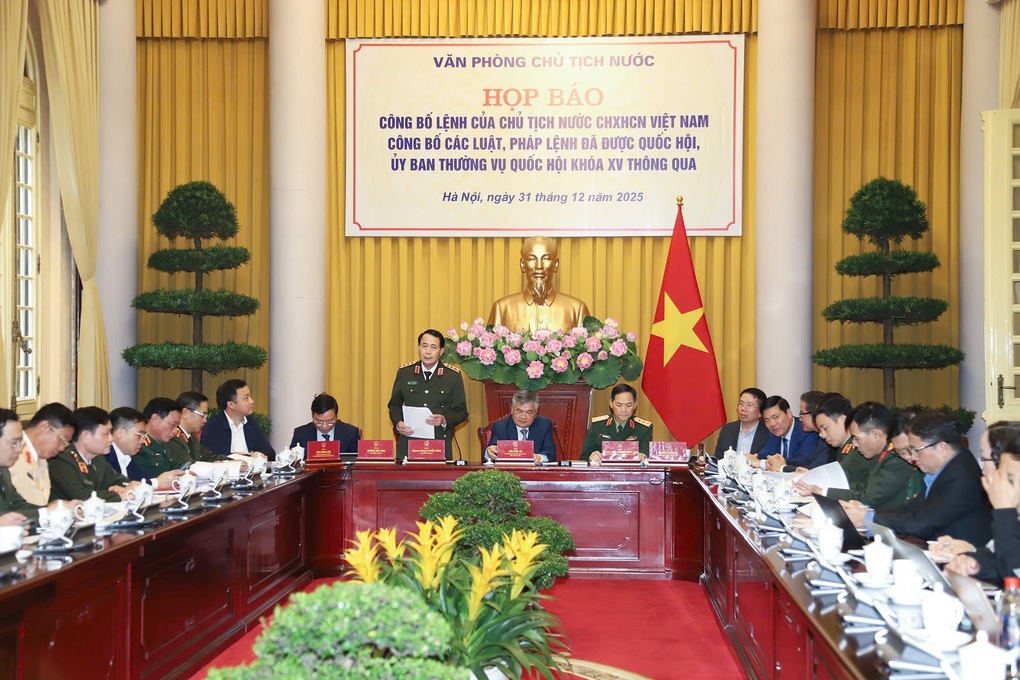 Thứ trưởng Bộ Công an lý giải quy định lắp camera ở khoang xe khách - 2