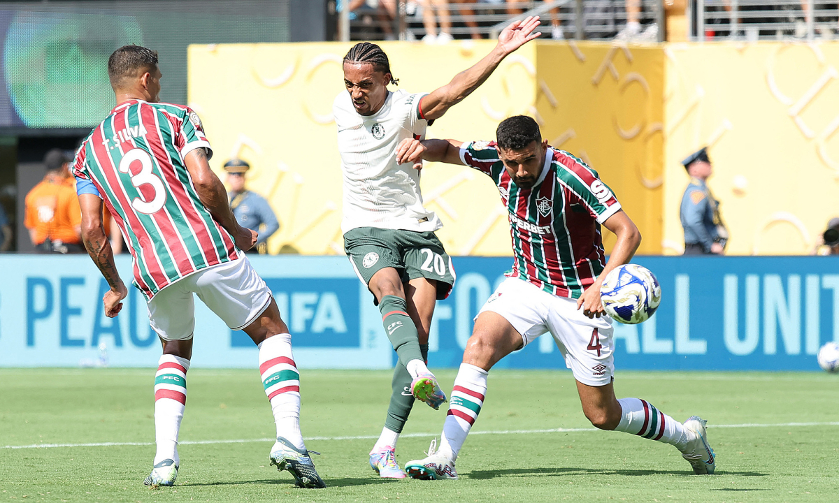 Bộ Tài chính bác đề xuất tăng mức cược bóng đá quốc tế lên 100 triệu đồng