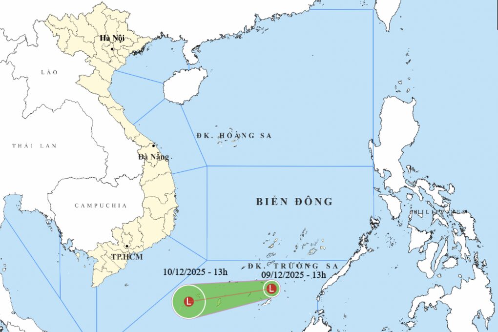 Vùng áp thấp ở Biển Đông suy yếu và tan dần - 1