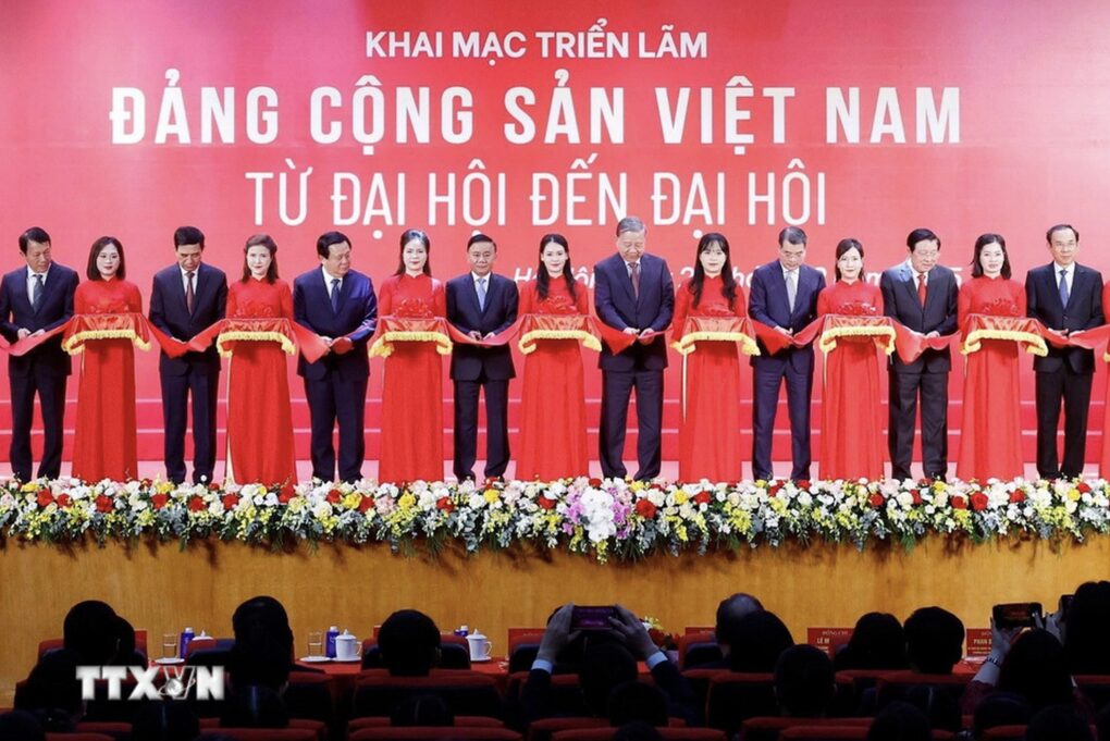 Tổng Bí thư dự khai mạc triển lãm Đảng Cộng sản Việt Nam từ Đại hội đến Đại hội - 1