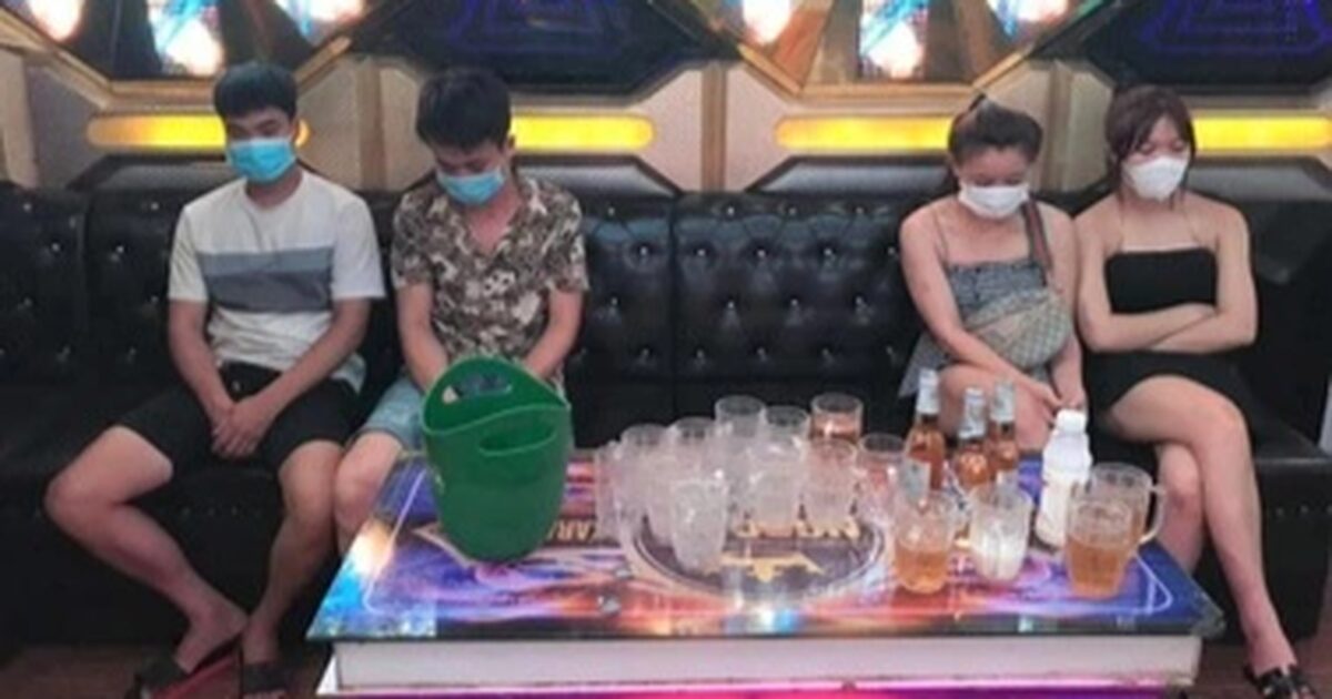 Doanh nghiệp tại TPHCM phải cam kết không hoạt động mại dâm