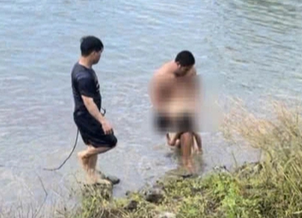 Ba trẻ tử vong dưới hồ nước tưới cà phê ở Đắk Lắk - 1