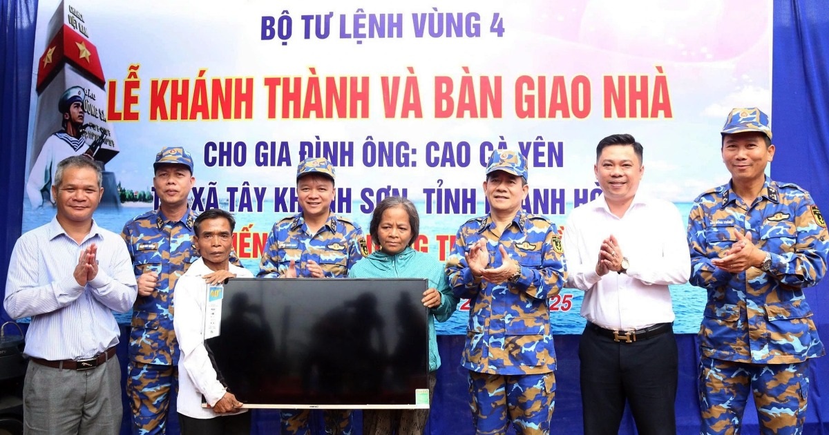 Khánh thành ngôi nhà trong “Chiến dịch Quang Trung” sau 17 ngày xây dựng
