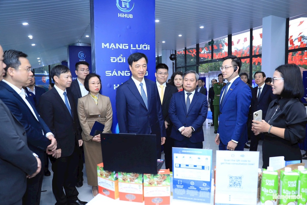 Bí thư Hà Nội: Đổi mới sáng tạo, chuyển đổi số phải ra sản phẩm cụ thể - 1 Bí thư Hà Nội: Đổi mới sáng tạo, chuyển đổi số phải ra sản phẩm cụ thể - 1