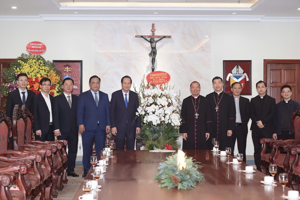 Các tôn giáo đóng góp quan trọng vào thành tựu chung của đất nước - 1 Các tôn giáo đóng góp quan trọng vào thành tựu chung của đất nước - 1