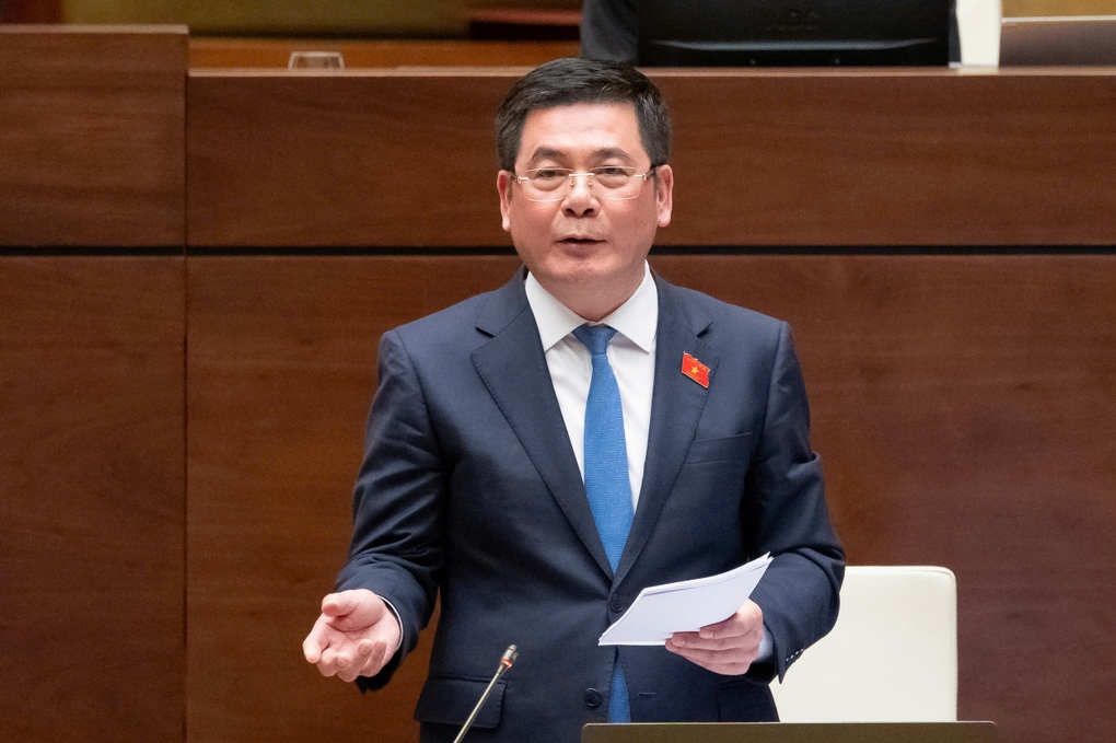 Đại biểu điểm danh gần 20 thủy điện nhỏ xả lũ gây thiệt hại cho hạ lưu - 2