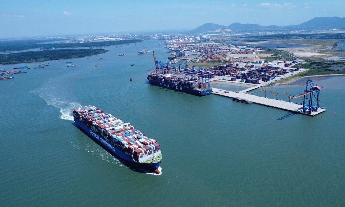 Phó thủ tướng yêu cầu xây chiến lược phát triển trung tâm hàng hải quốc tế tại TP HCM