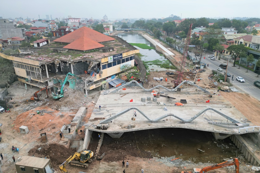 Phá dỡ chợ Rồng nổi tiếng ở Ninh Bình - 2