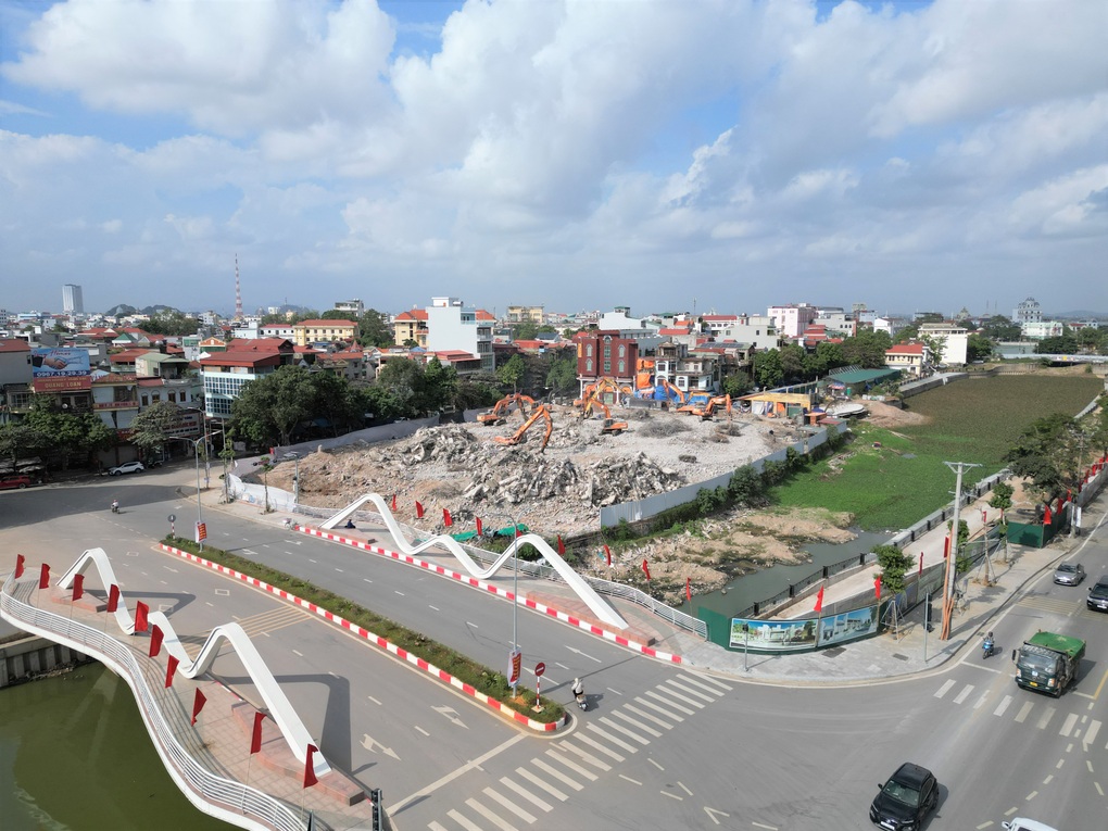 Phá dỡ chợ Rồng nổi tiếng ở Ninh Bình - 3