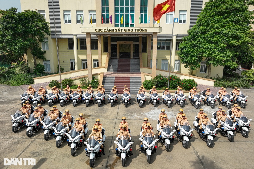 Các dấu mốc phát triển, hoàn thiện của lực lượng CSGT - 1