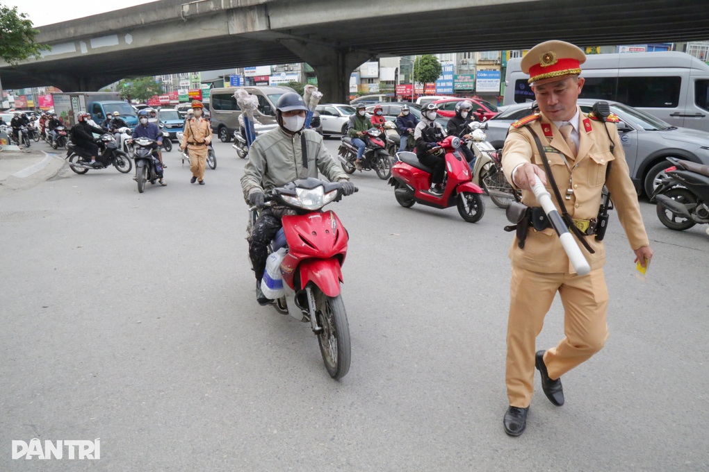 Ngày 19/12 sẽ diễn ra lễ trao giải 2 cuộc thi về giao thông - 3 Ngày 19/12 sẽ diễn ra lễ trao giải 2 cuộc thi về giao thông - 3