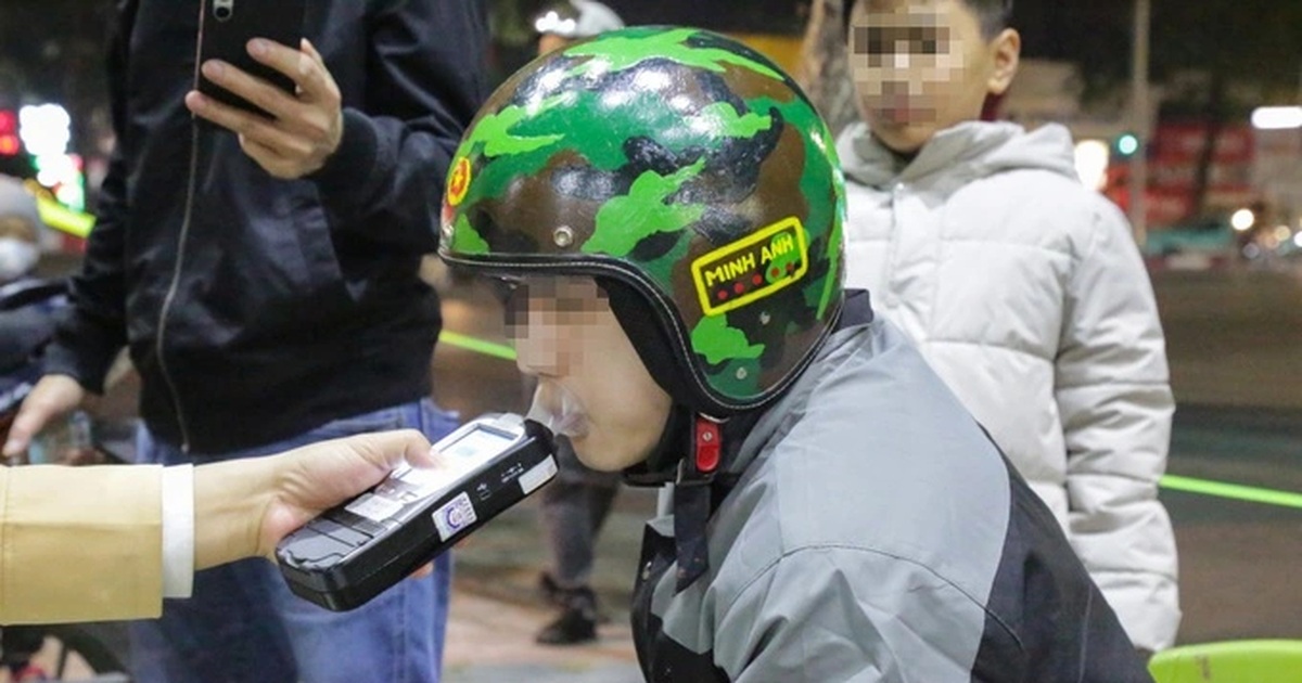 Cảnh sát xử phạt hơn 126.400 người vi phạm nồng độ cồn trong 2 tháng