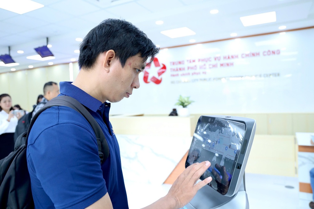 Trung tâm hành chính công TPHCM chính thức hoạt động - 2 Trung tâm hành chính công TPHCM chính thức hoạt động - 2