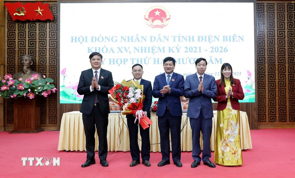 Ông Nguyễn Văn Đoạt giữ chức Phó Chủ tịch UBND tỉnh Điện Biên - 1