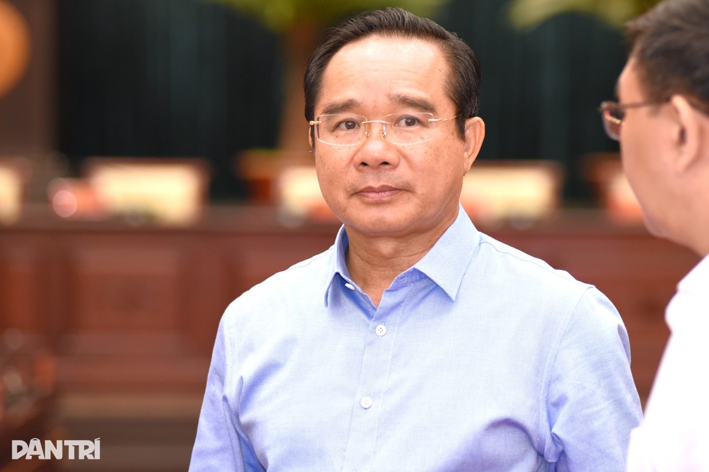 Bí thư Trần Lưu Quang: TPHCM tiếp tục làm mạnh mẽ việc sắp xếp cán bộ - 3