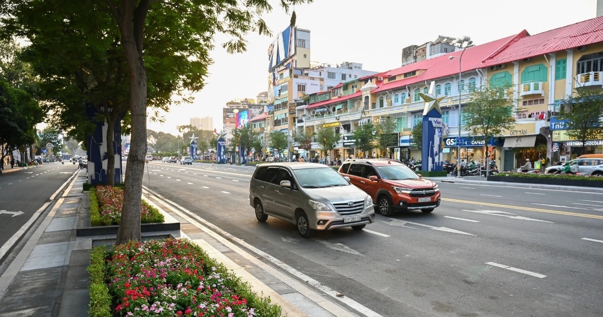 Chủ tịch TPHCM tôn vinh doanh nghiệp tài trợ chỉnh trang đô thị