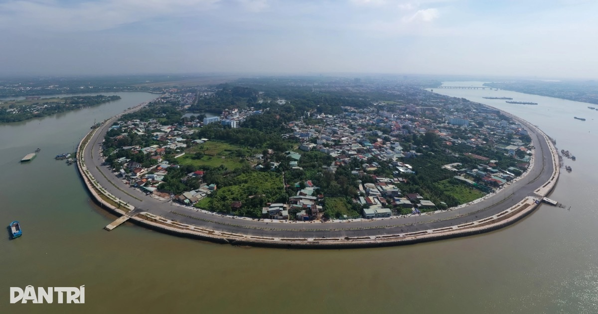 Đường ven sông có biệt thự 100 tuổi ở Đồng Nai sắp thông xe