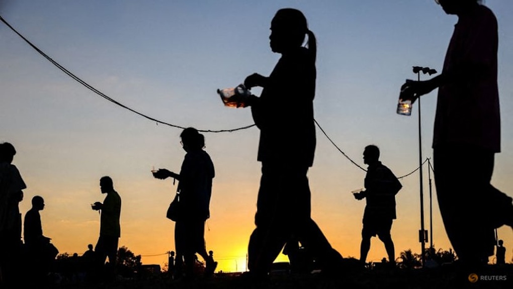 Gần 1 triệu người Campuchia, Thái Lan phải sơ tán vì xung đột ở biên giới - 1