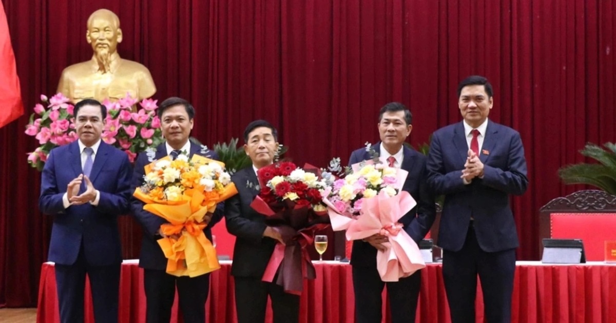 Giáo sư Thái Văn Thành làm Phó Chủ tịch UBND tỉnh Nghệ An