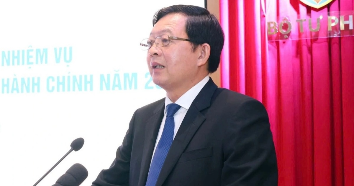 “Phát sinh nhiều đại án tham nhũng, kinh tế chưa từng có tiền lệ”