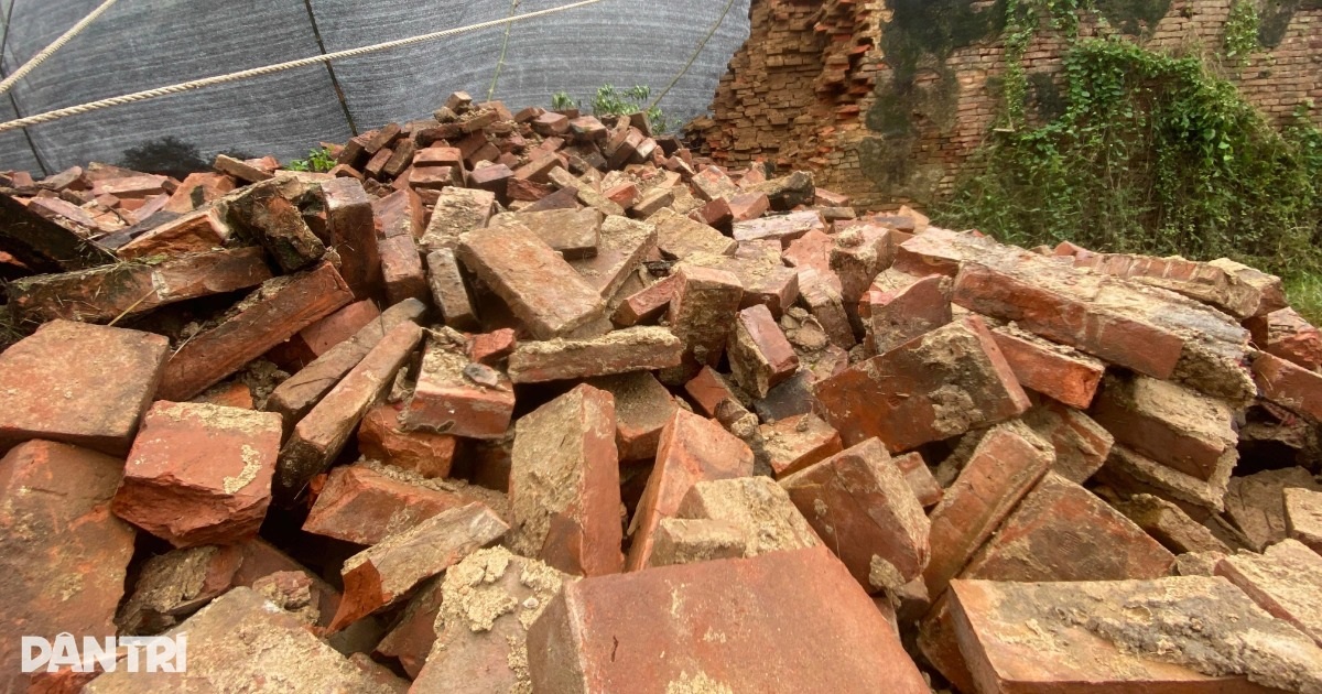 Huế khẩn cấp khắc phục đoạn tường Hoàng thành bị sập