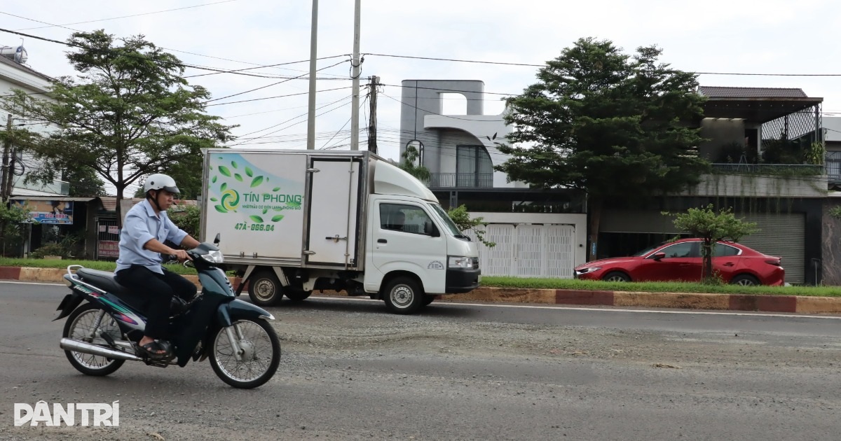 Đường gần 700 tỷ đồng sửa rồi lại hỏng và các cảnh báo nguy hiểm