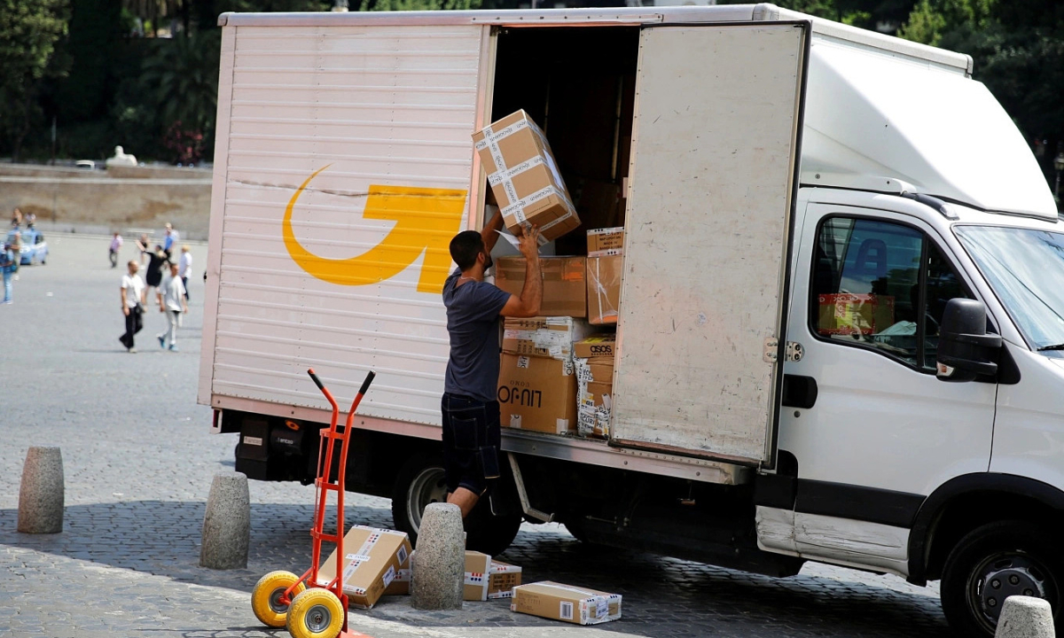 EU thu tối thiểu 3 euro mỗi kiện hàng giá trị thấp nhập khẩu