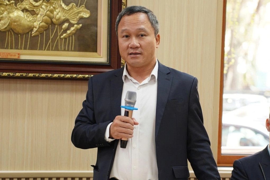 “Có tuyến đường ở Hà Nội rộng 4-5 làn nhưng ô tô chiếm tới 3-3,5 làn” - 3 “Có tuyến đường ở Hà Nội rộng 4-5 làn nhưng ô tô chiếm tới 3-3,5 làn” - 3