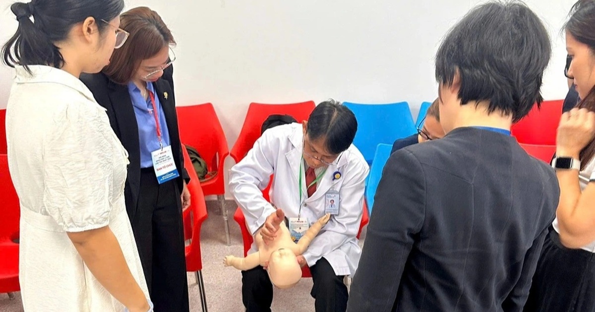 Tạm đóng cửa cơ sở có trẻ 3 tuổi tử vong sau bữa ăn ở TPHCM