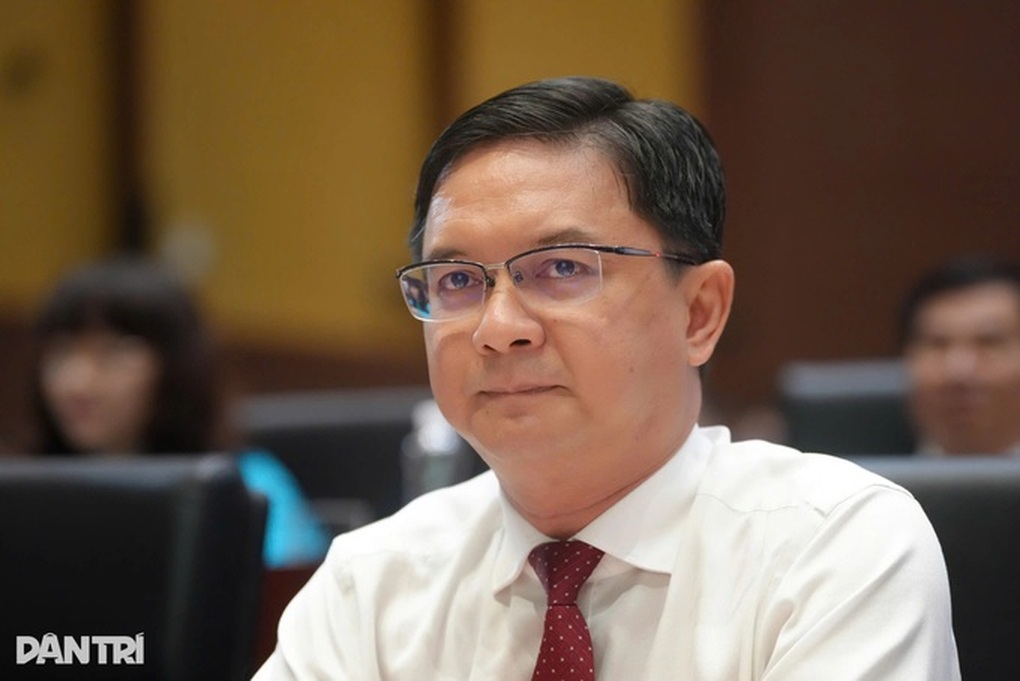 UBND TPHCM phân công lại nhiệm vụ của ban lãnh đạo - 3