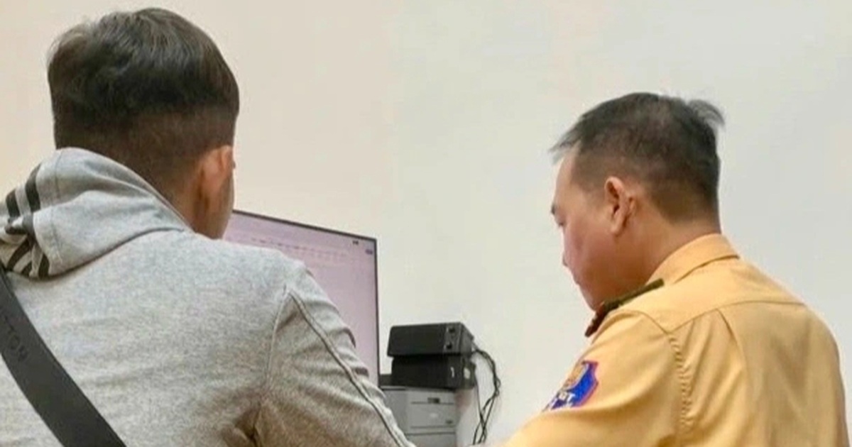 Nam thanh niên ở TPHCM bị thu xe máy sau khi bốc đầu quay TikTok