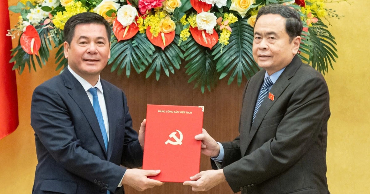 Bộ trưởng Công Thương Nguyễn Hồng Diên giữ chức Phó Bí thư Đảng ủy Quốc hội