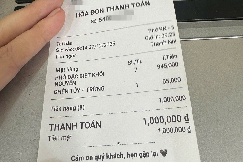 Xôn xao nhóm người đi ăn quên trả tiền 7 tô phở đặc biệt ở TPHCM - 2