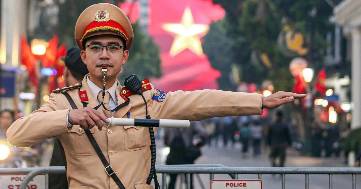 Hà Nội tạm cấm phương tiện 2 tuyến đường trong 3 ngày