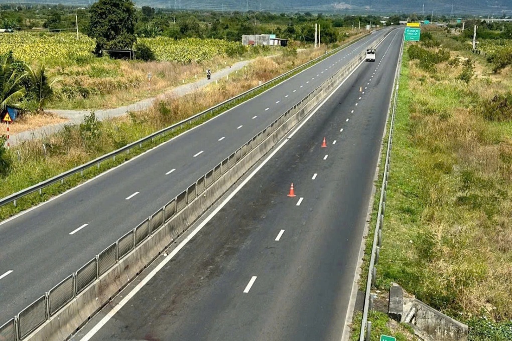 Phát hiện cánh tay người trên cao tốc Vĩnh Hảo - Phan Thiết - 1