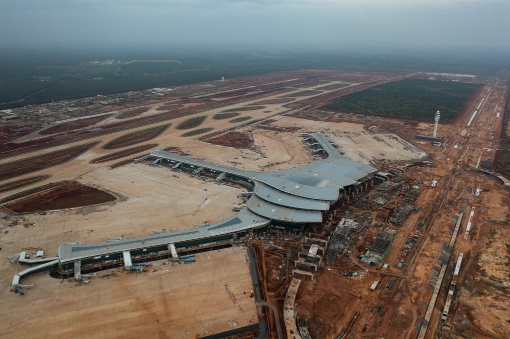 Sân bay Long Thành đón 3 chuyến bay đầu tiên vào sáng 19/12 - 1 Sân bay Long Thành đón 3 chuyến bay đầu tiên vào sáng 19/12 - 1