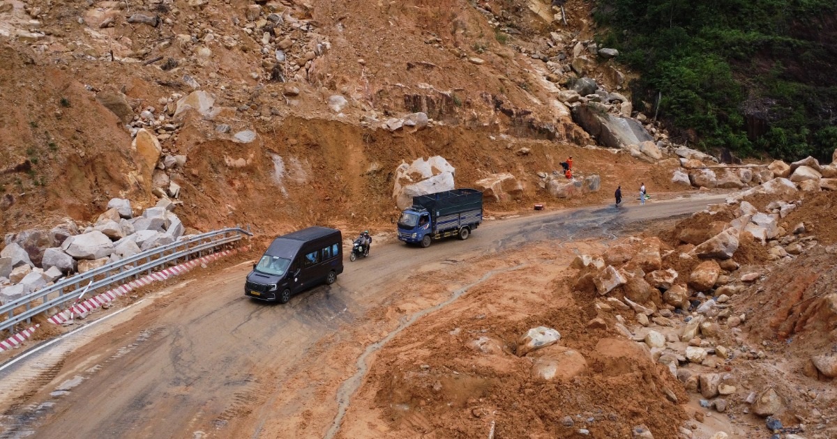 Thông đường nối Nha Trang – Đà Lạt sau hơn một tháng bị sạt lở