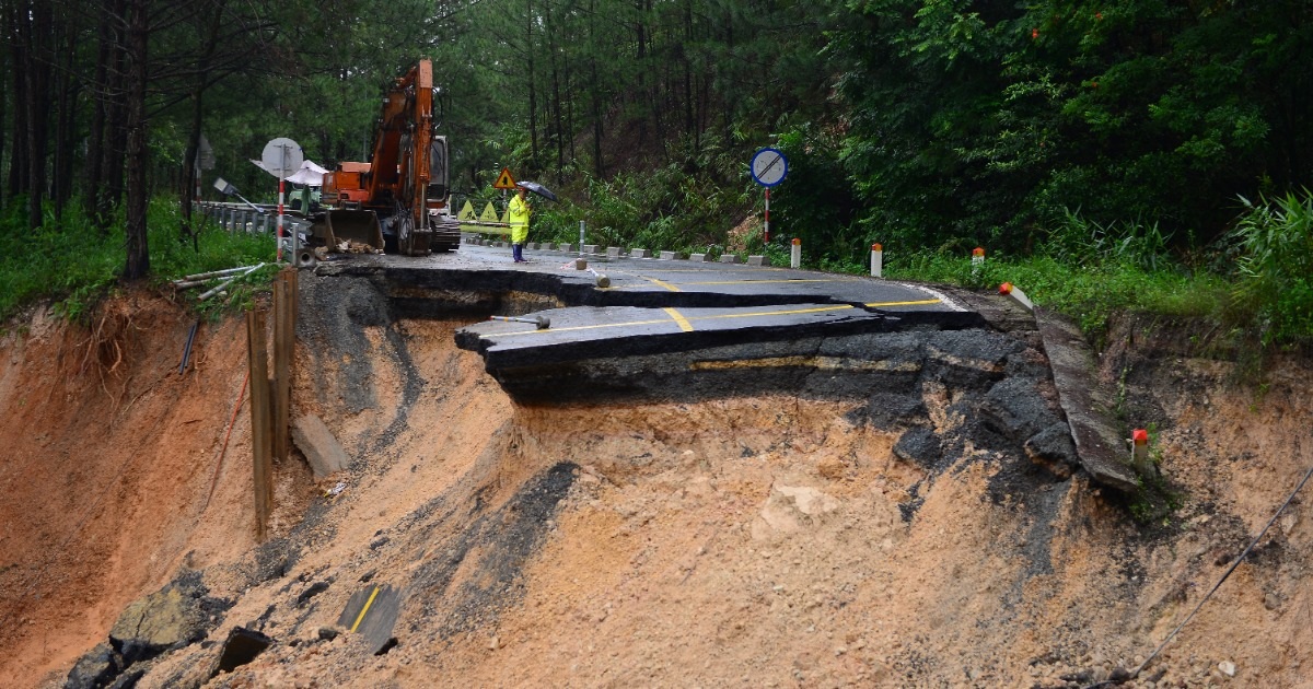 Nhiều địa phương ở Lâm Đồng nằm trong vùng mưa lớn, nguy cơ sạt lở đất